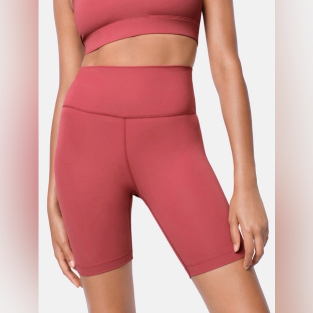Outdoor Voices Light Form High Waisted Biker Shorts - Earth Red Size Small